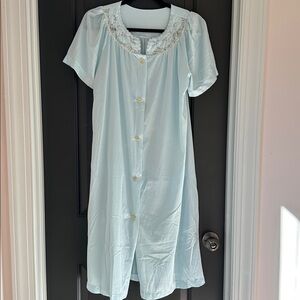 Vintage‎ Light Blue Nightgown with Floral Collar